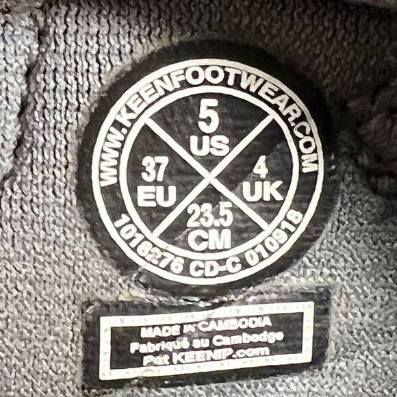 Youth KEEN Newport H2 Glow In The Dark Sandals / Size 5 - Picture 8 of 8